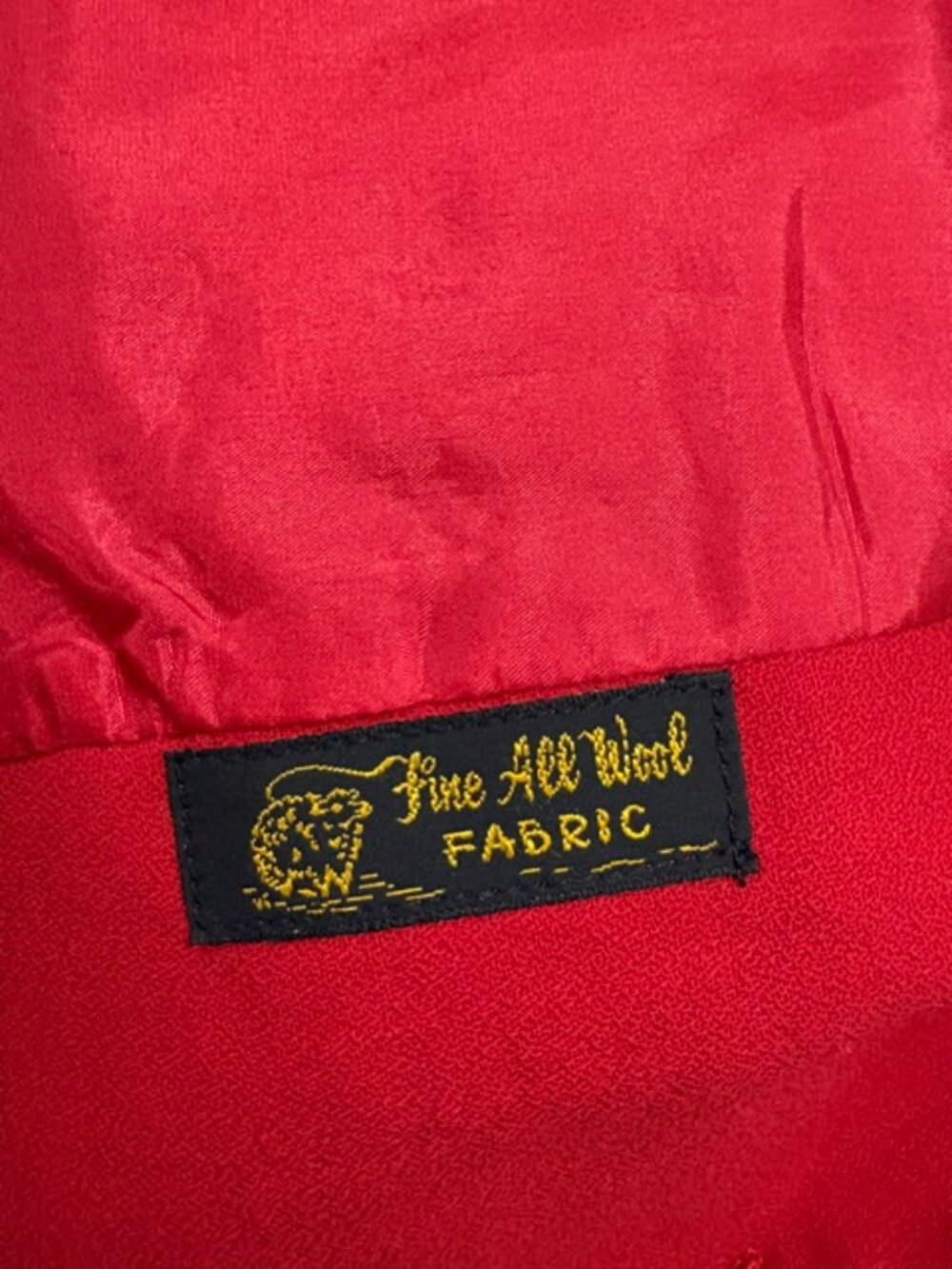 Beautiful Red Wool Blazer - Picture 6 of 9
